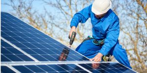 Installation Maintenance Panneaux Solaires Photovoltaïques à Baignes